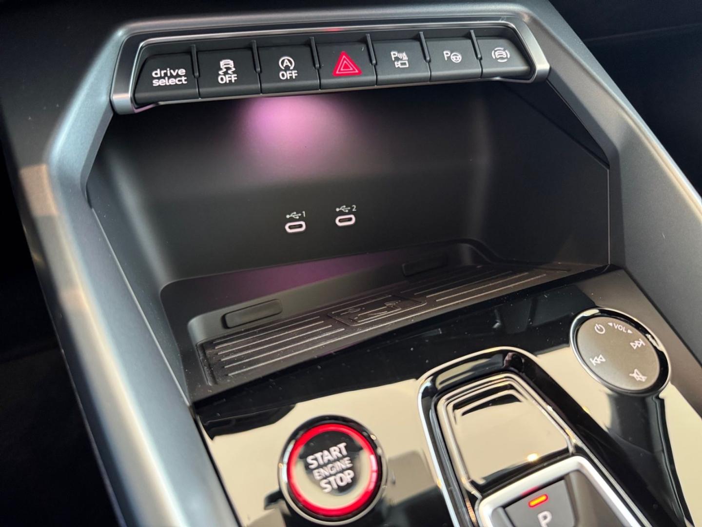 Image about Audi RS 3 Sportback TFSI quattro S tronic