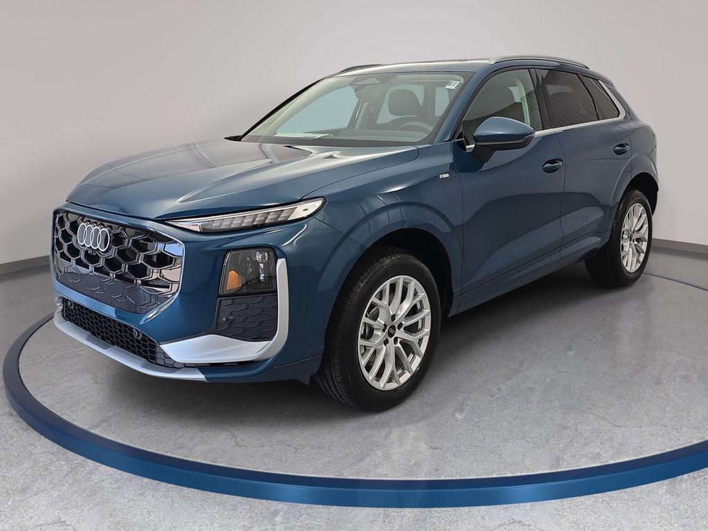 2026 Audi Q3 S line quattro's photo