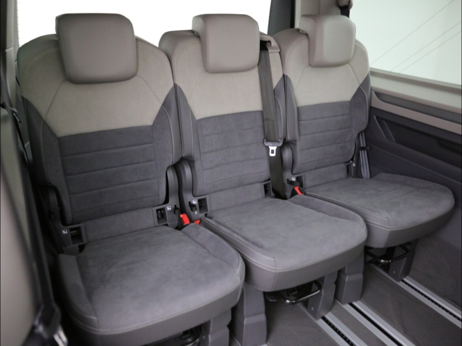 Volkswagen Multivan Langversion – Bild 9