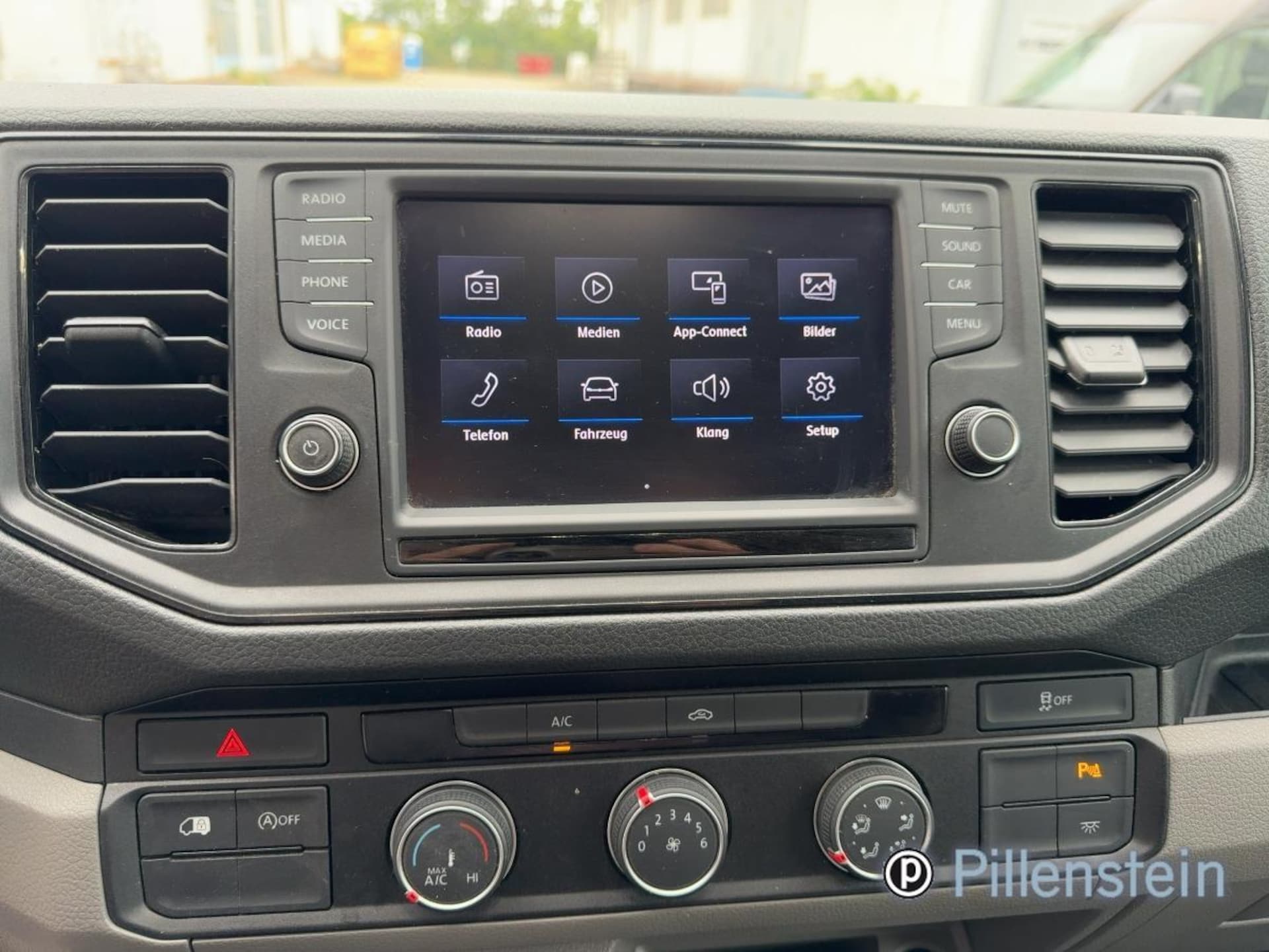 Volkswagen Crafter Kasten langer Radstand