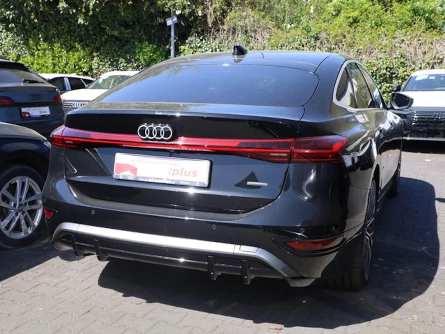 Bild über Audi A6 Sportback e-tron e-tron quattro - für weitere Informationen kontaktieren Sie den Audi Partner