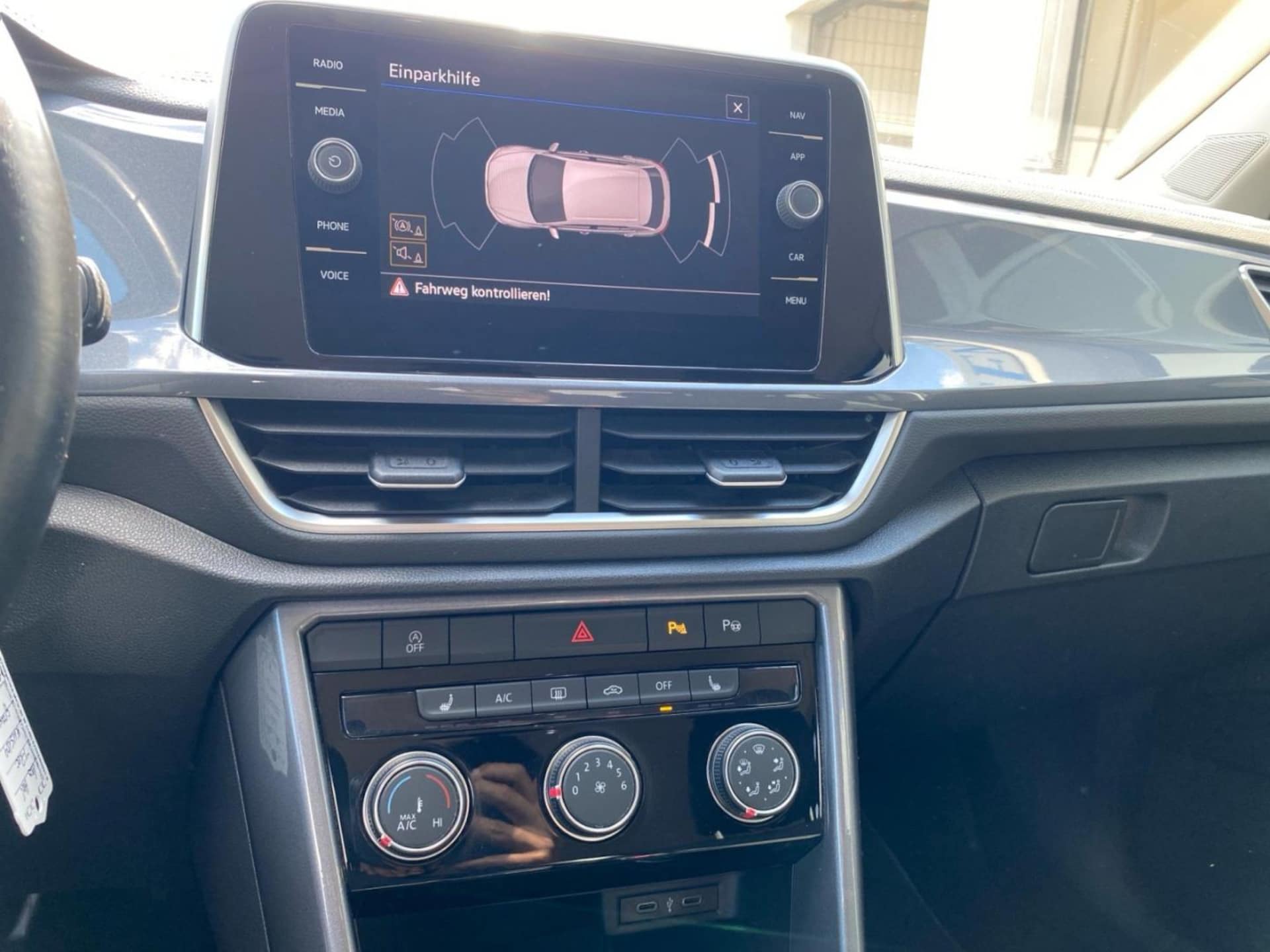Volkswagen T-Roc Style