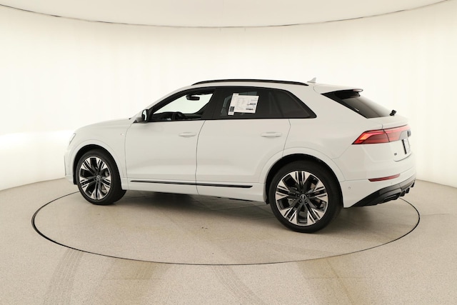 2026 Audi Q8