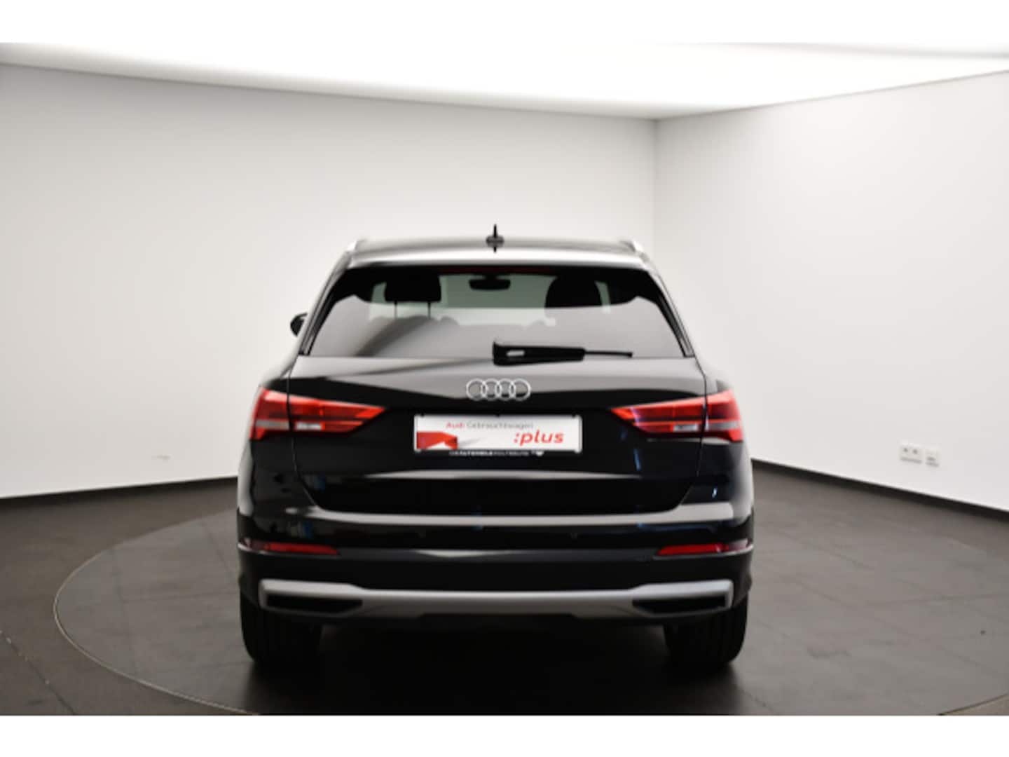 Bild über Audi Q3 TFSI 110 kW S tronic - für weitere Informationen kontaktieren Sie den Audi Partner