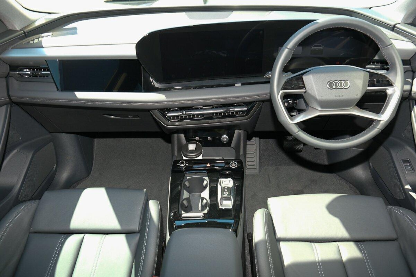 Image about Audi Q6 Sportback e-tron e-tron