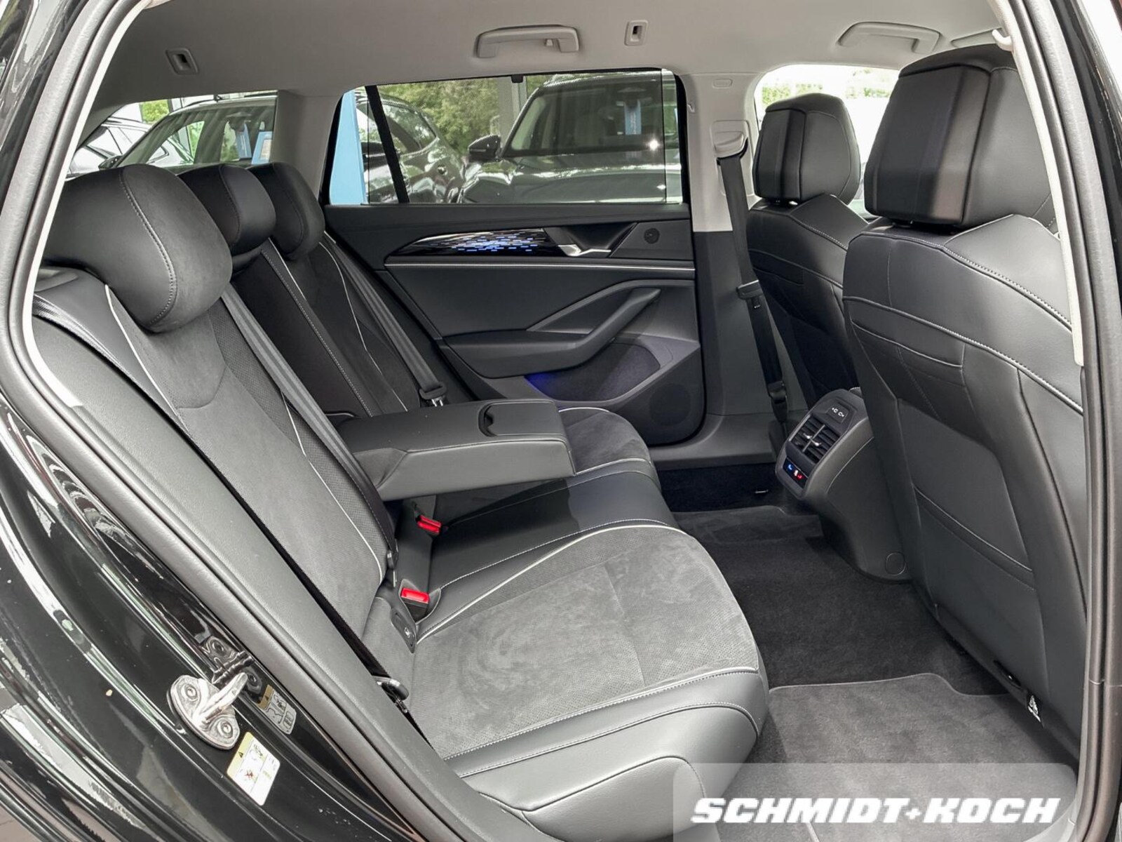 Volkswagen Passat – Bild 13