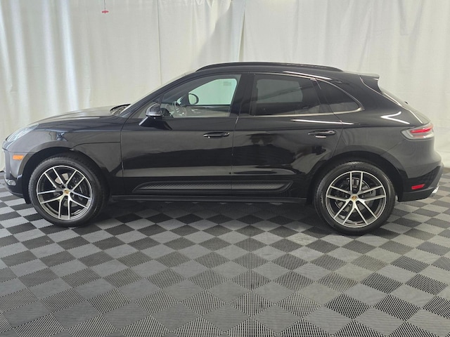 2025 Porsche Macan