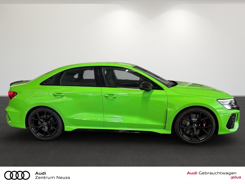Image about Audi RS 3 Limousine TFSI quattro S tronic