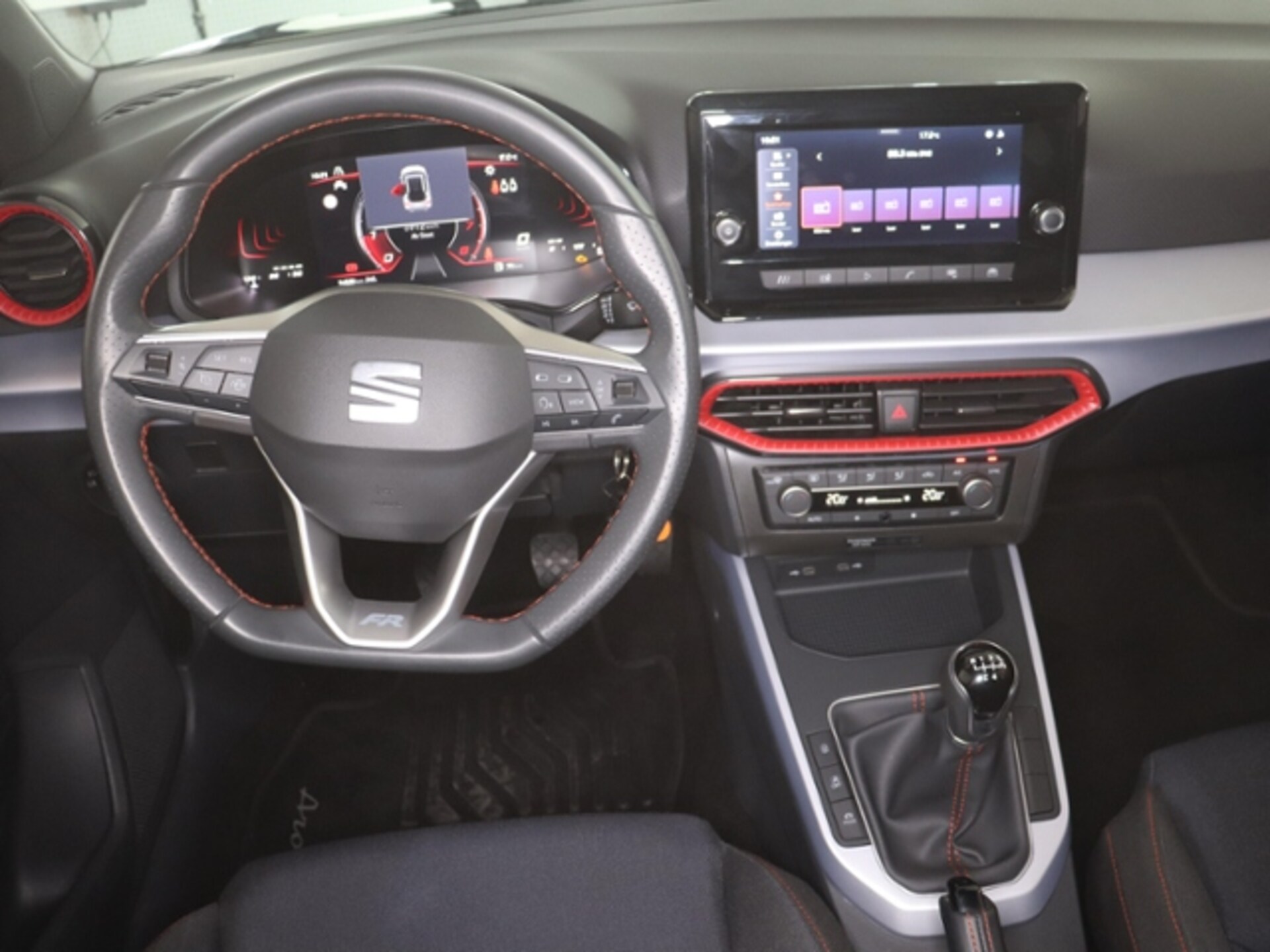 SEAT Arona FR