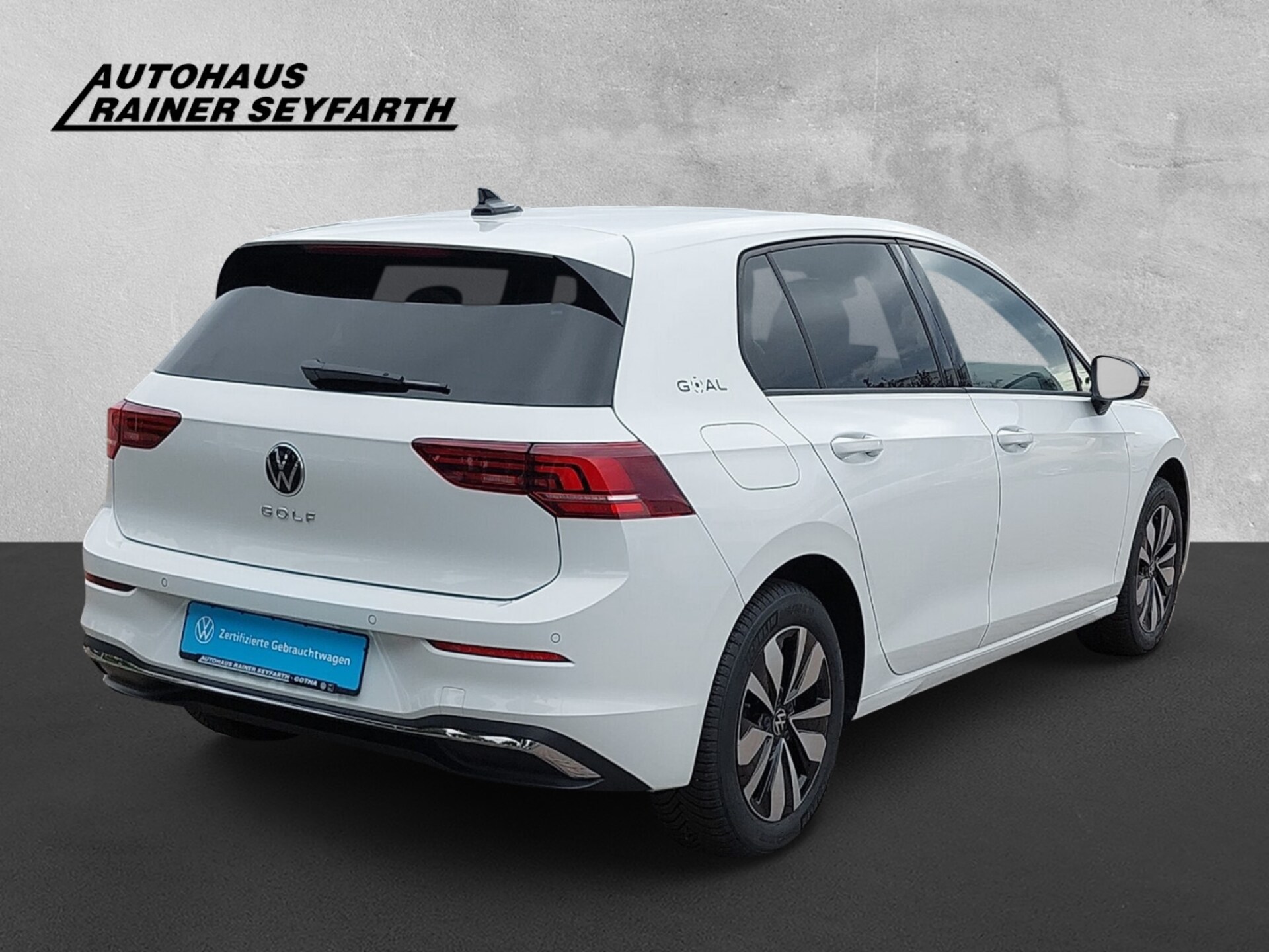 Volkswagen Golf Life