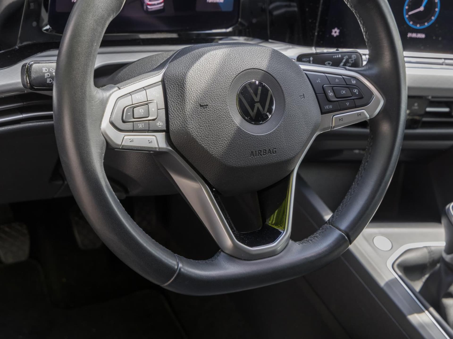Volkswagen Golf Life