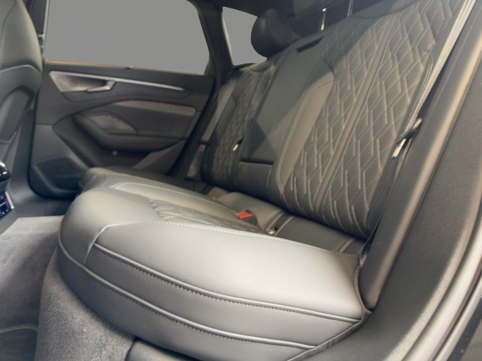 Audi A6 Avant – Bild 8