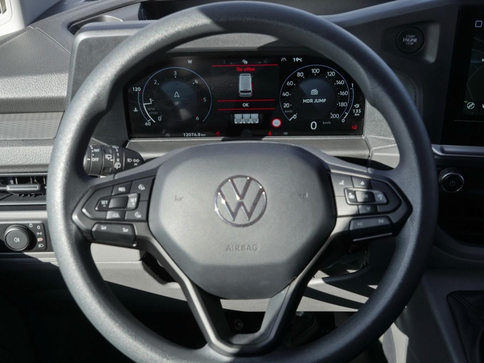 Volkswagen Transporter Kombi kurzer Radstand – Bild 9