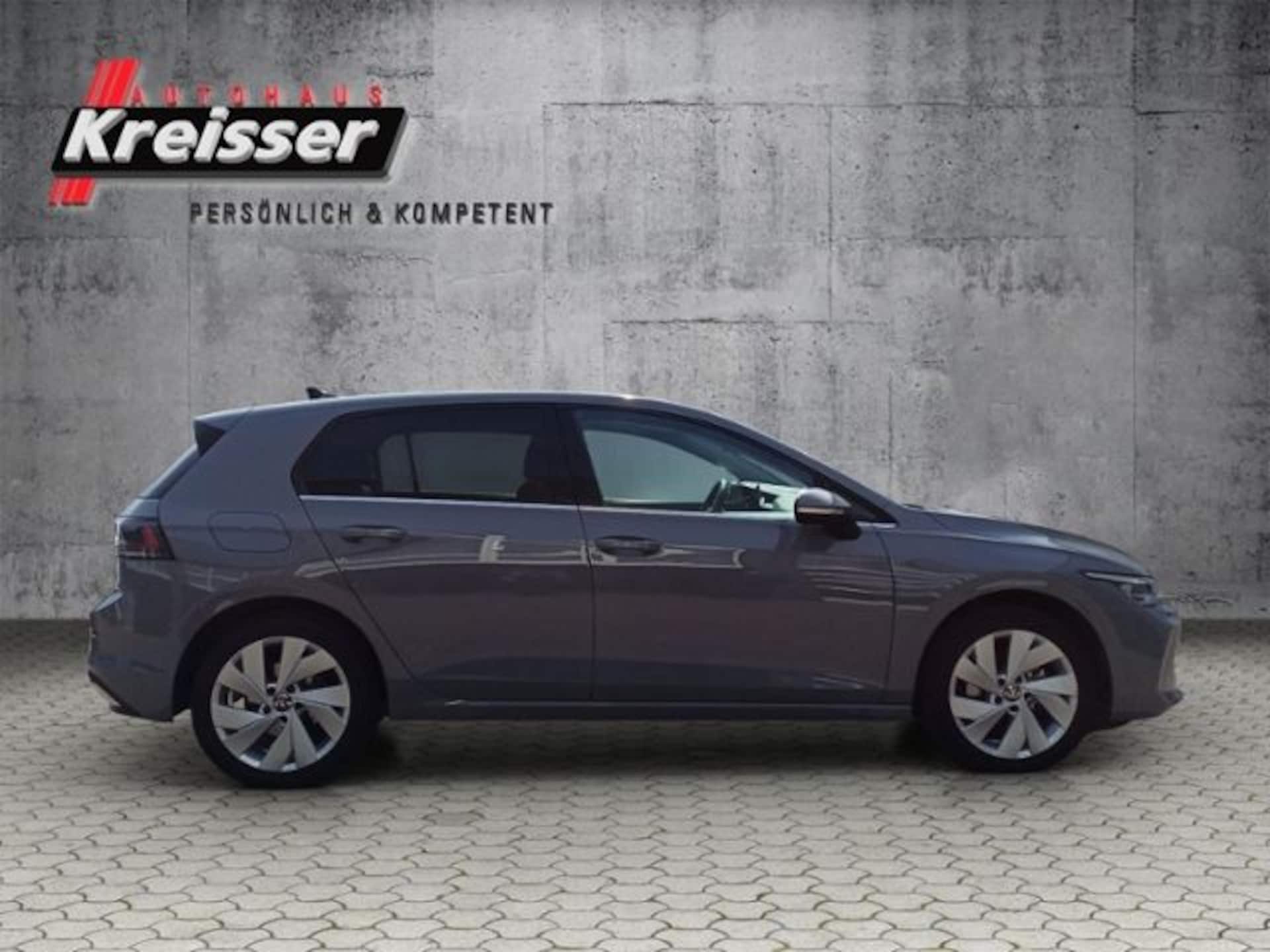 Volkswagen Golf Style