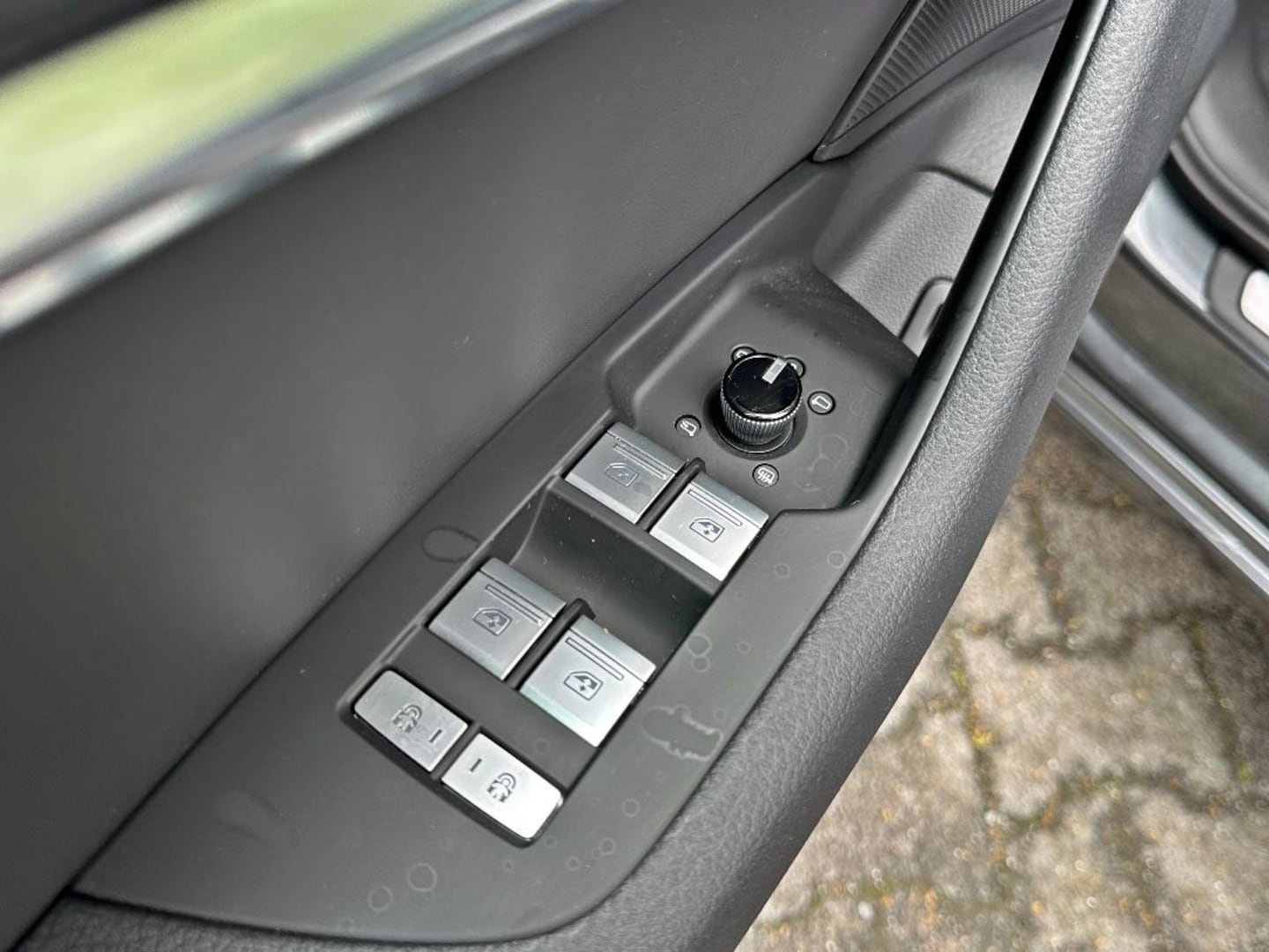 Bild über Audi S6 Avant TDI quattro tiptronic - für weitere Informationen kontaktieren Sie den Audi Partner