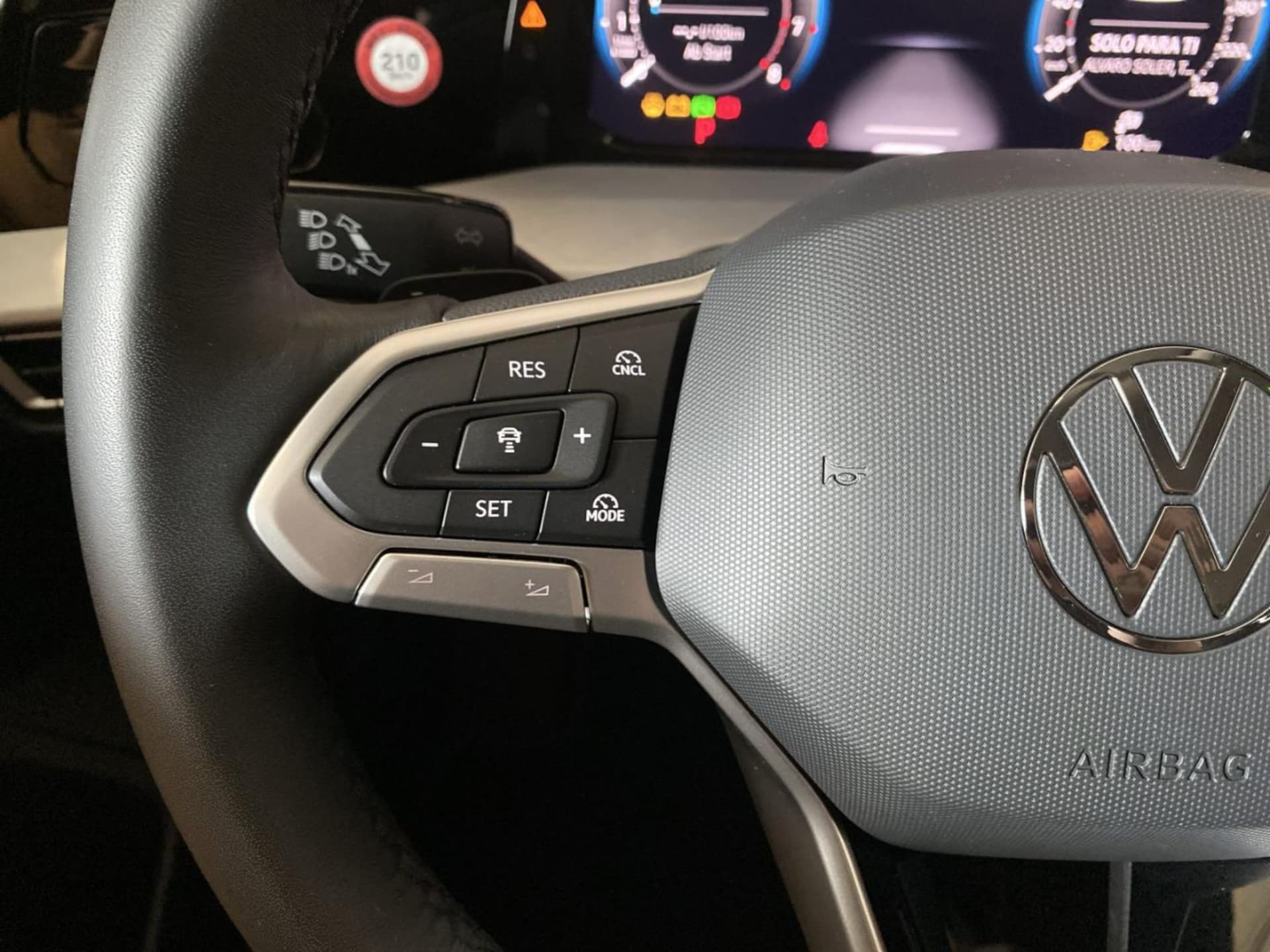 Volkswagen Golf Variant Life