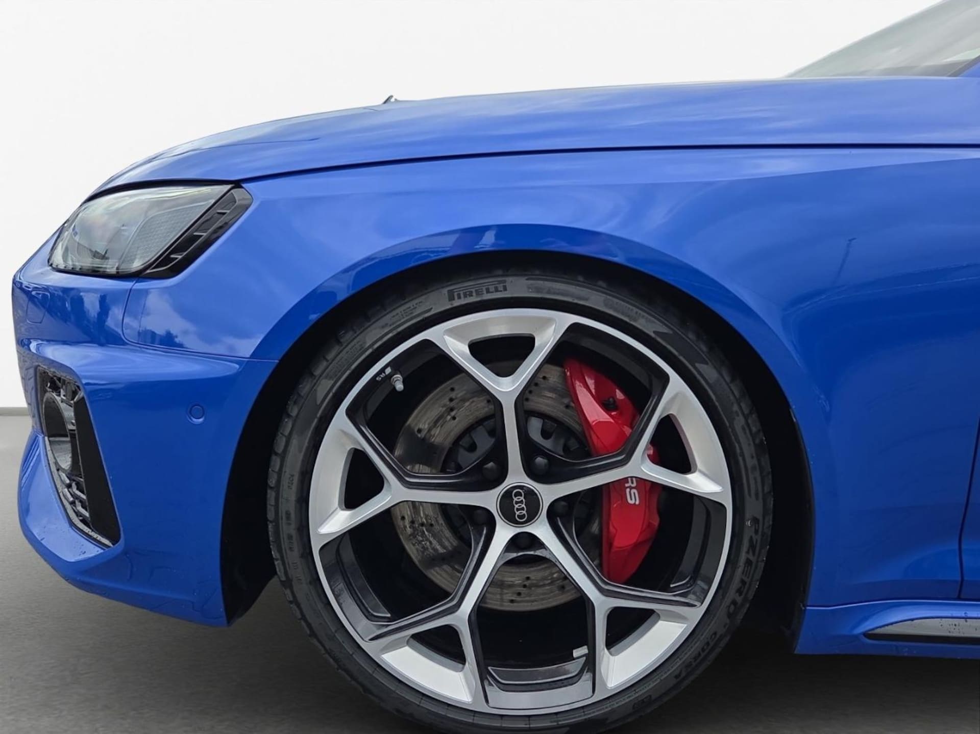 Audi RS 4 Avant