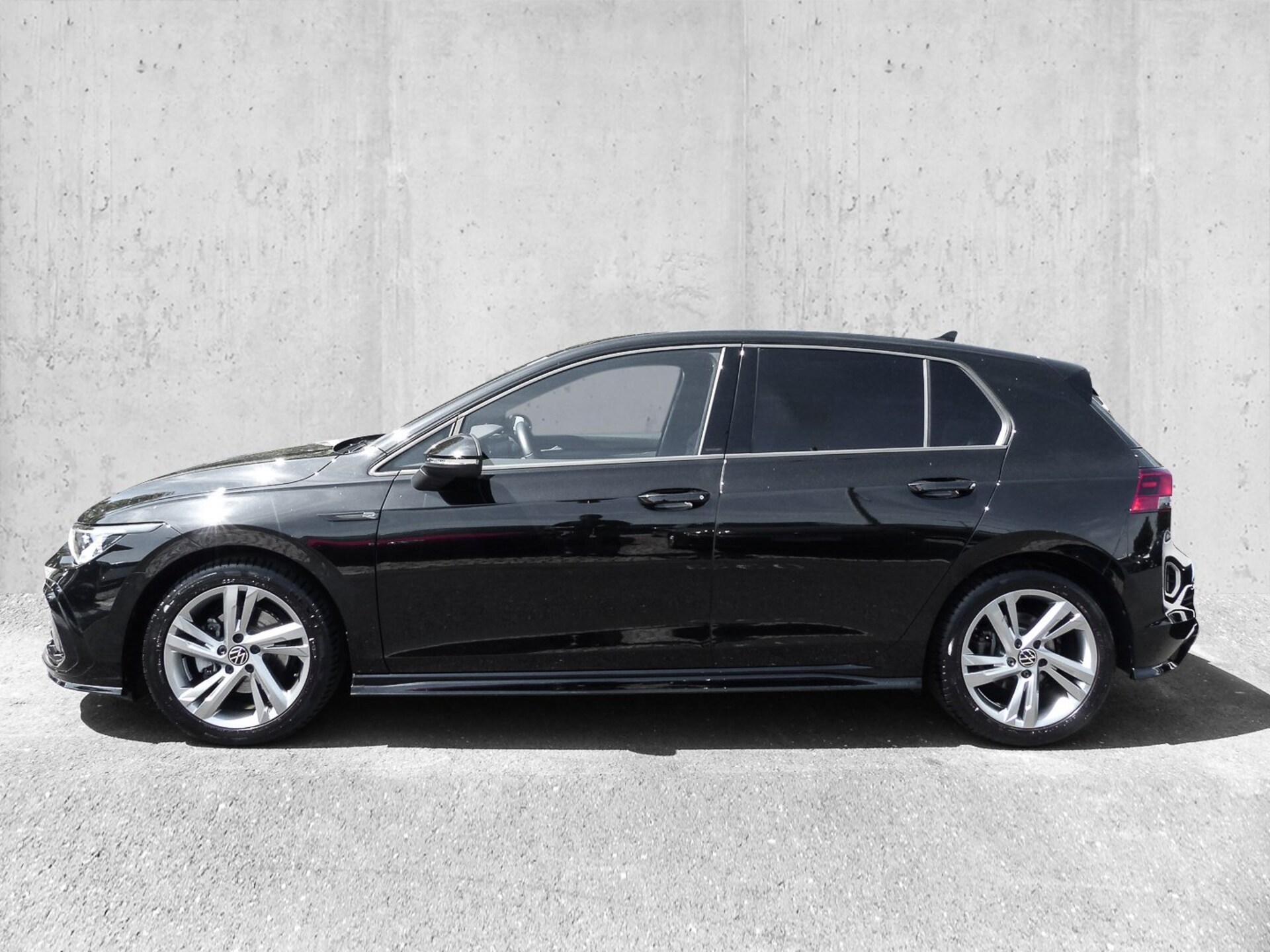 Volkswagen Golf R-Line