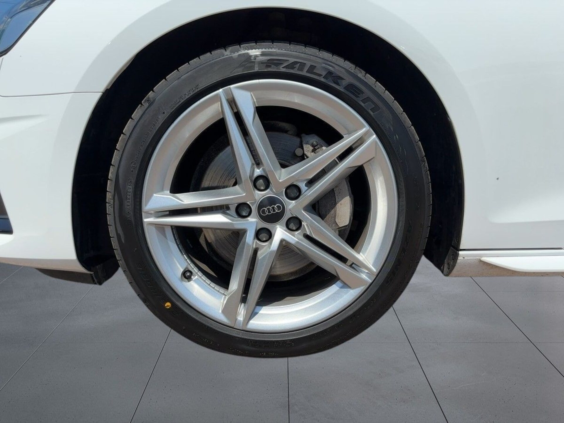Audi A4 Avant Advanced