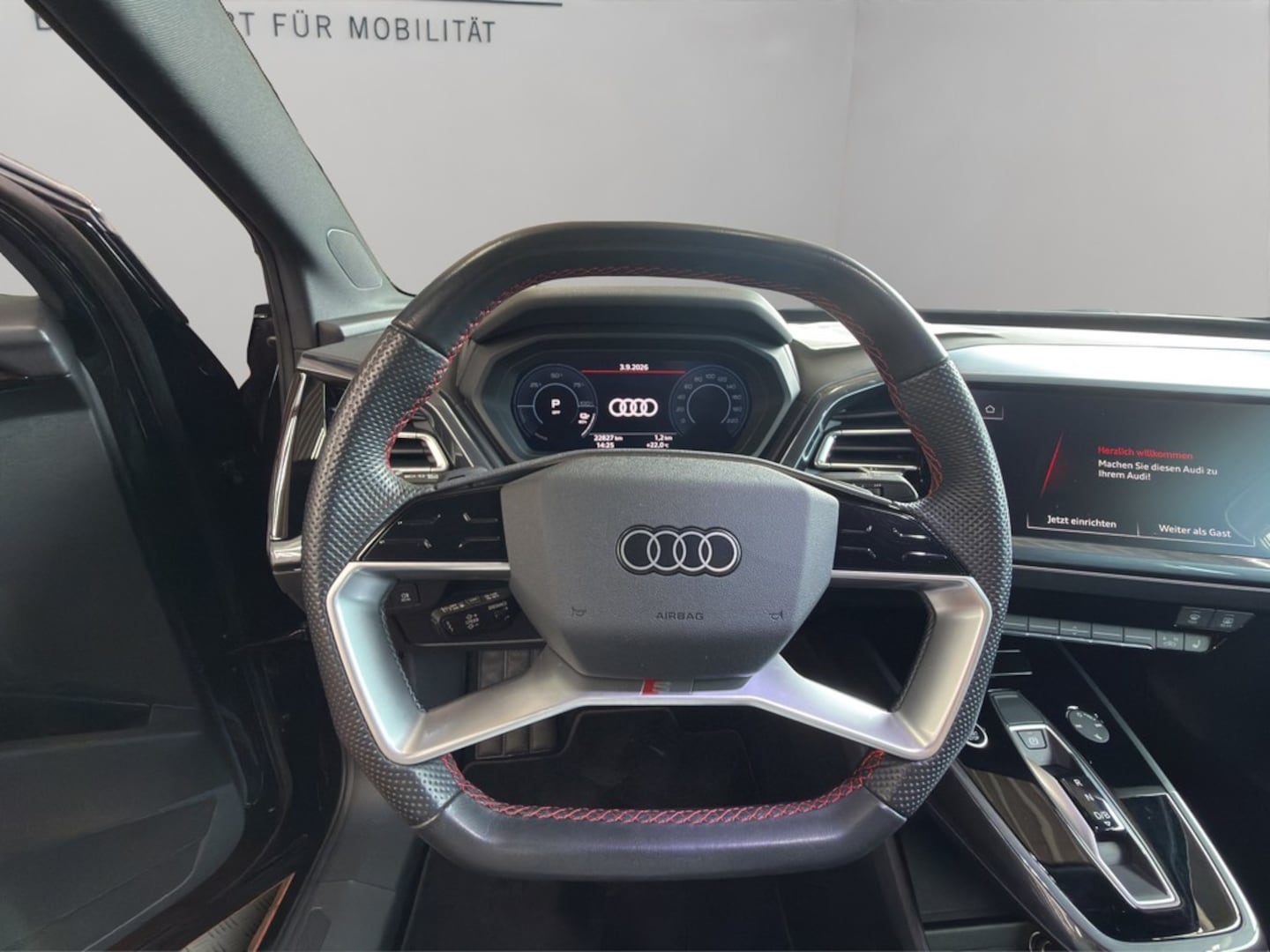 Bild über Audi Q4 Sportback e-tron 40 e-tron - für weitere Informationen kontaktieren Sie den Audi Partner