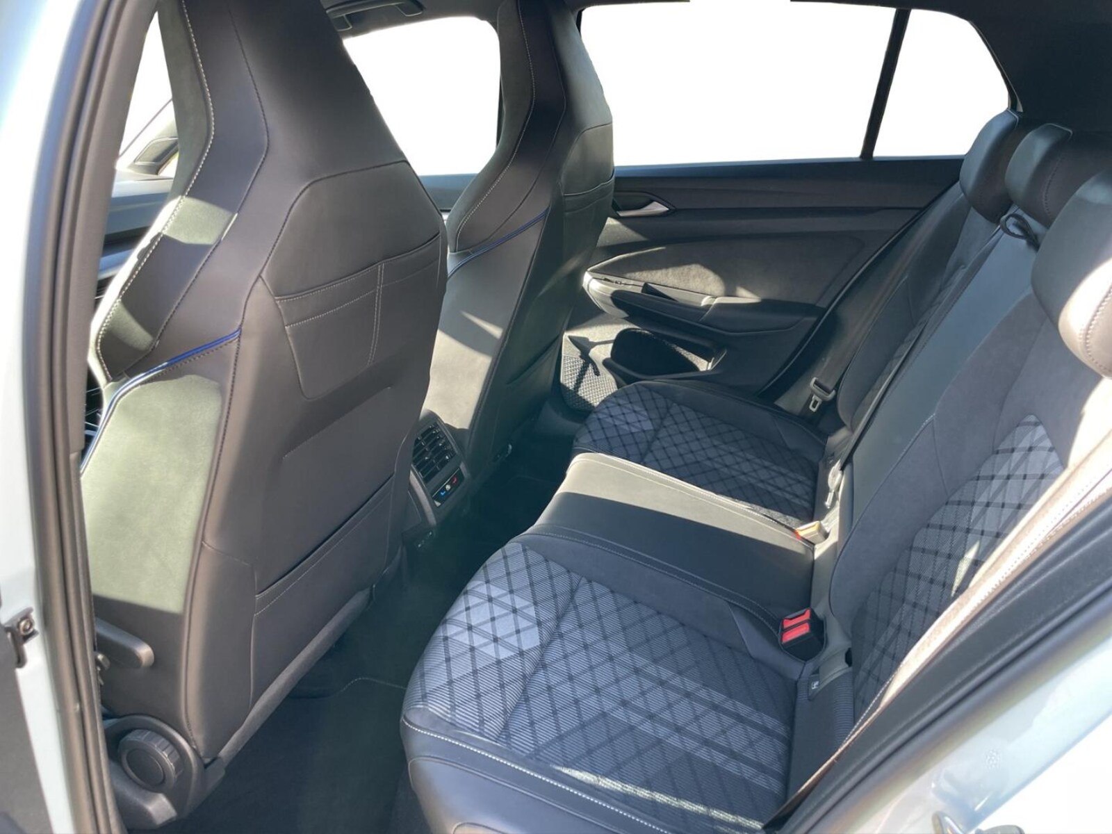 Volkswagen Golf – Bild 14