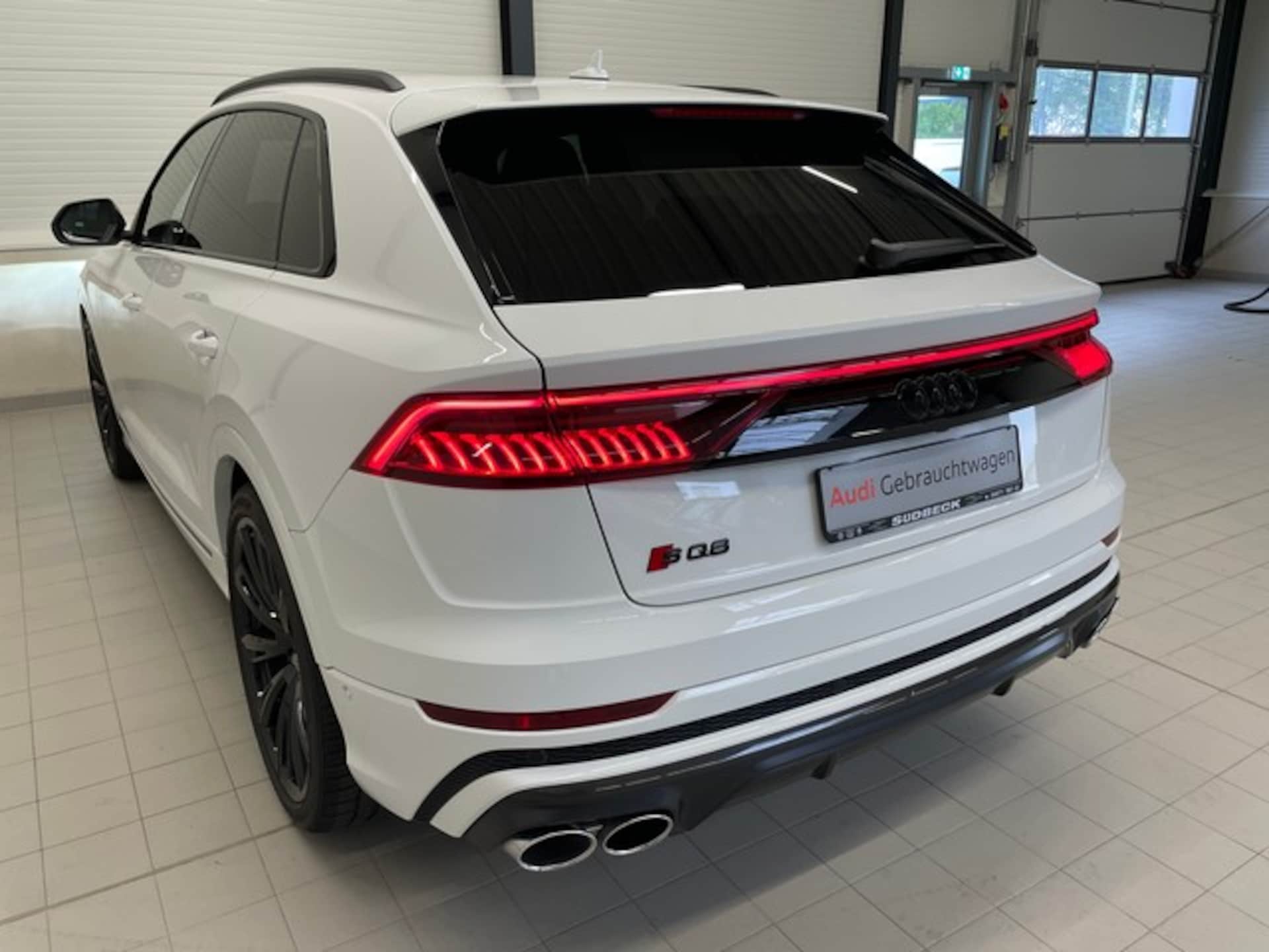 Audi SQ8 SUV