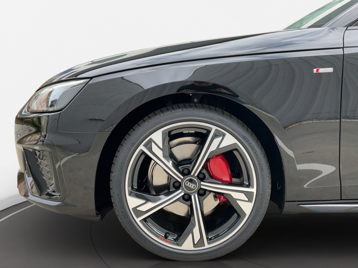 Image about Audi A4 Avant S line 40 TDI quattro S tronic
