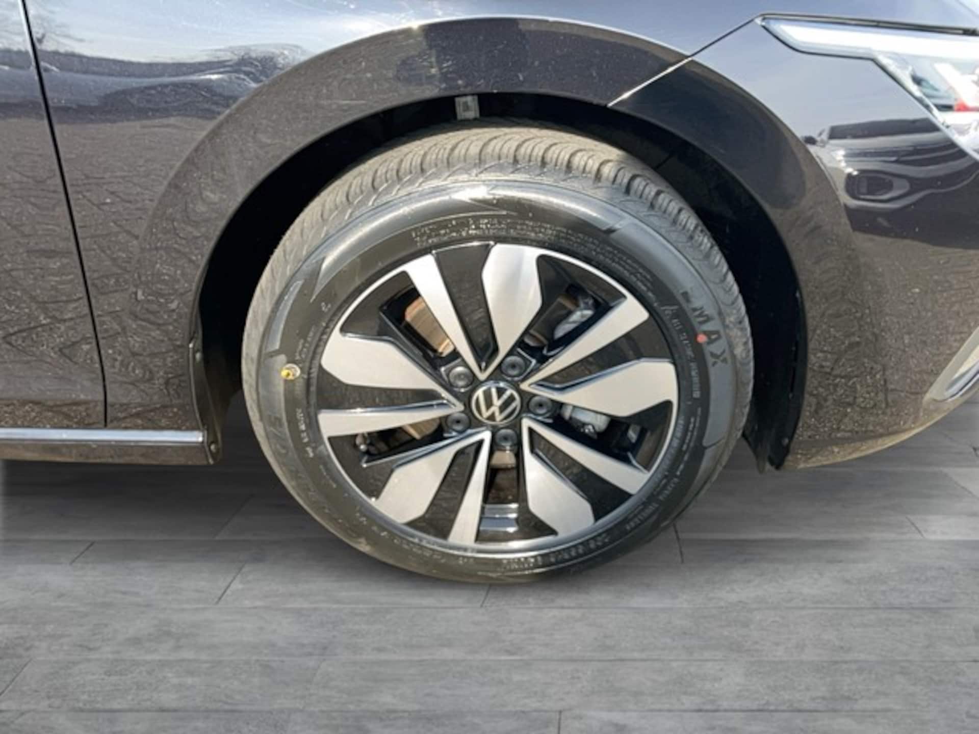 Volkswagen Golf MOVE