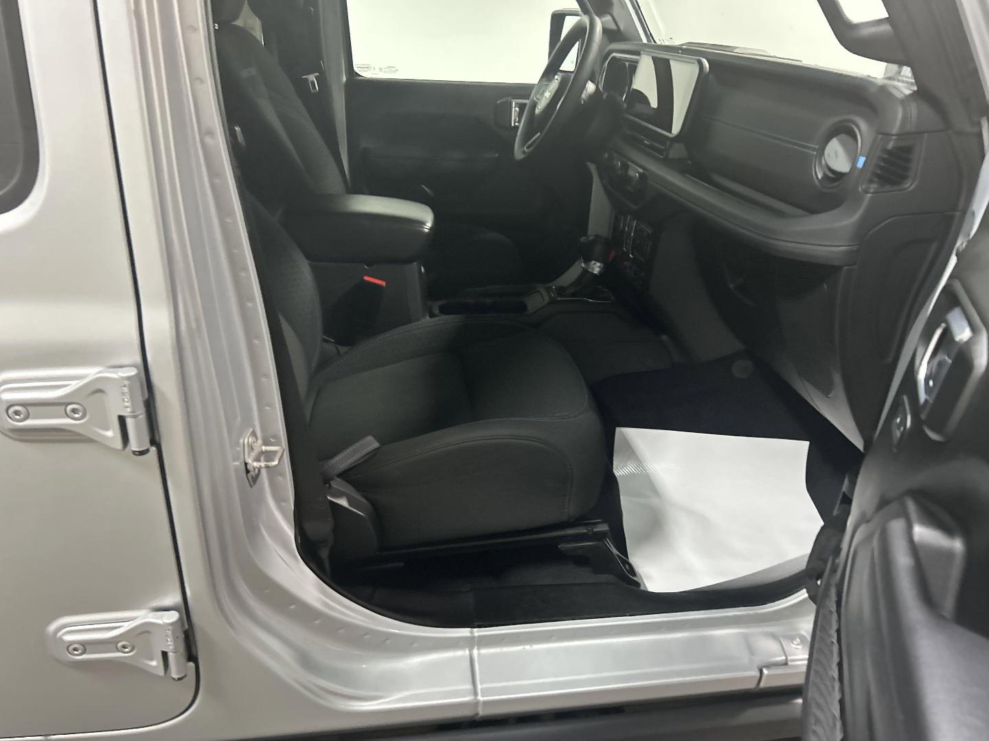 2024 Jeep Wrangler 4xe Rubicon 4XE - Photo 30