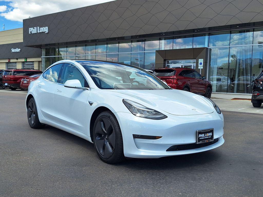 2018 Tesla Model 3 Long Range Dual Motor All-Wheel Drive's photo