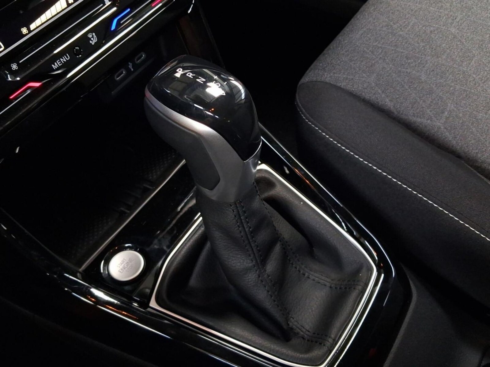 Volkswagen T-Cross – Bild 11