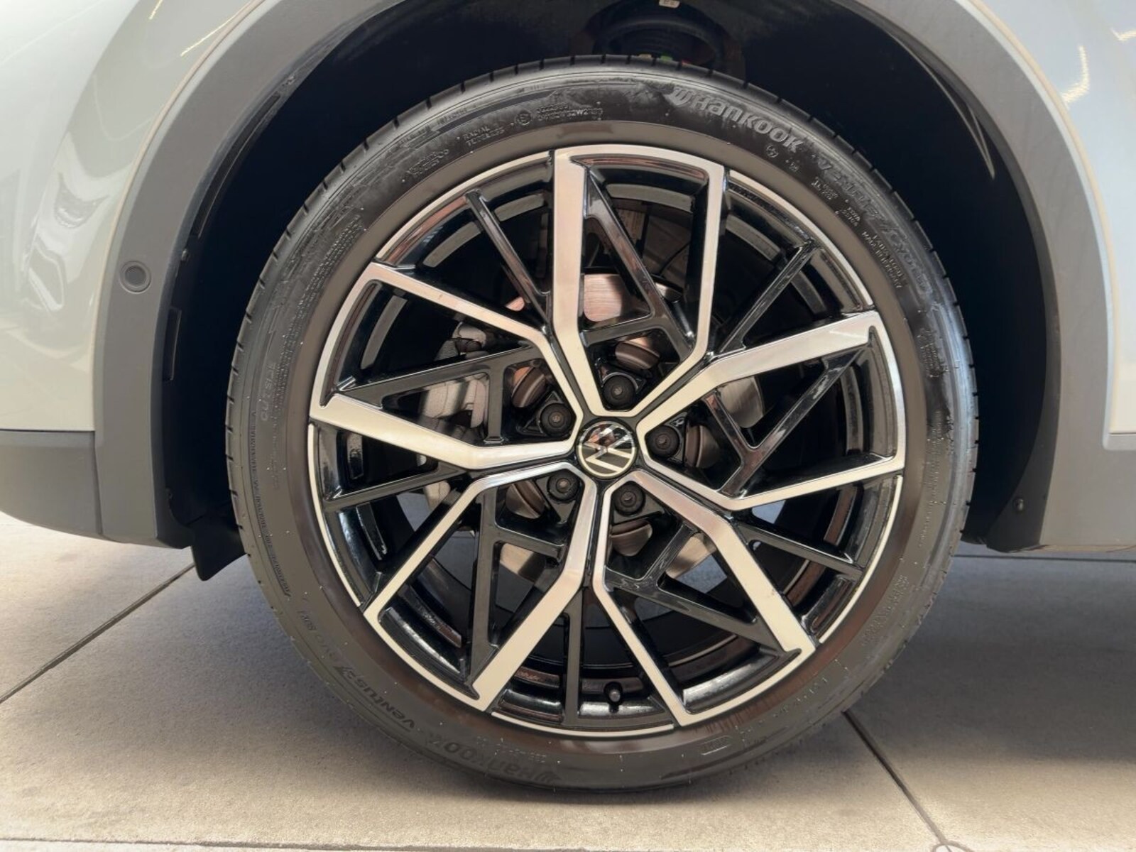 Volkswagen Tiguan – Bild 12