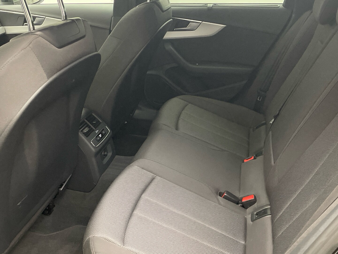 Image about Audi A4 Avant S line 45 TFSI quattro S tronic