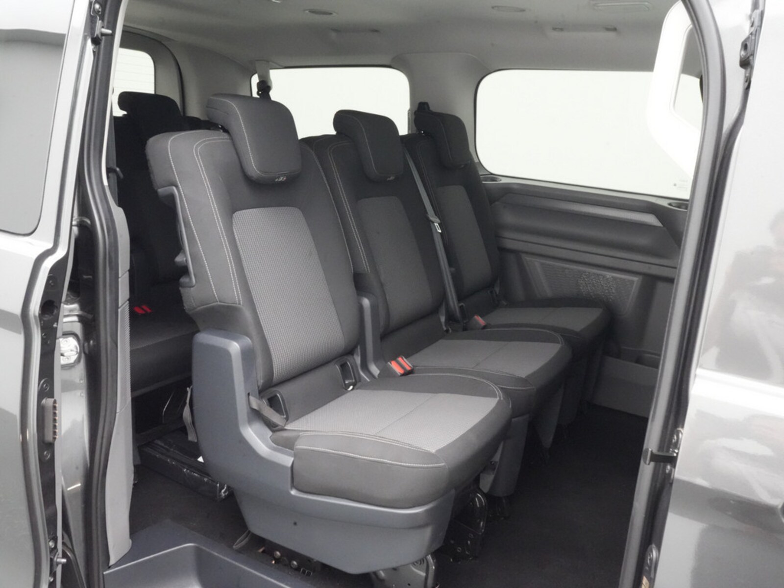 Volkswagen Caravelle – Bild 9