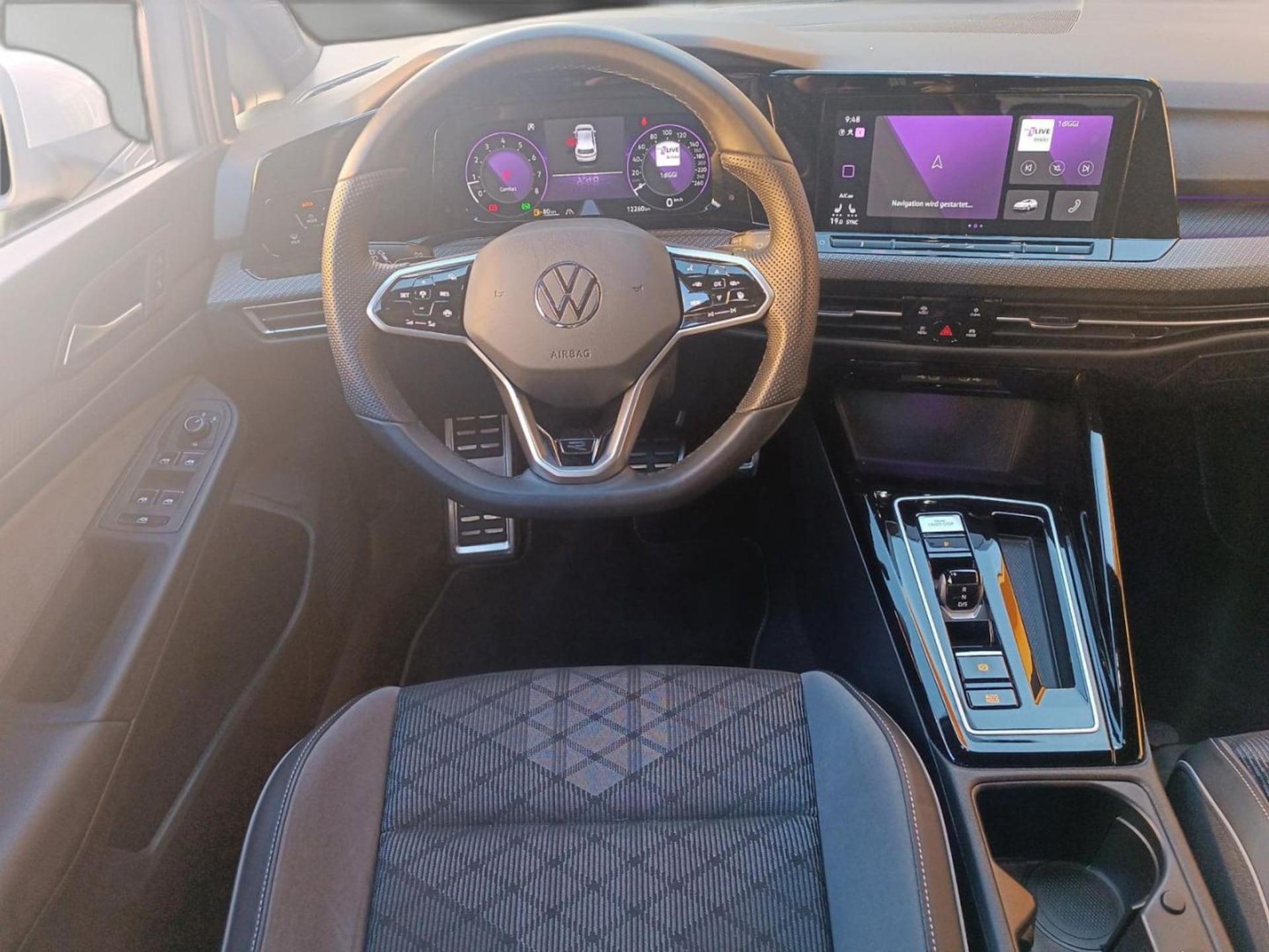 Volkswagen Golf R-Line