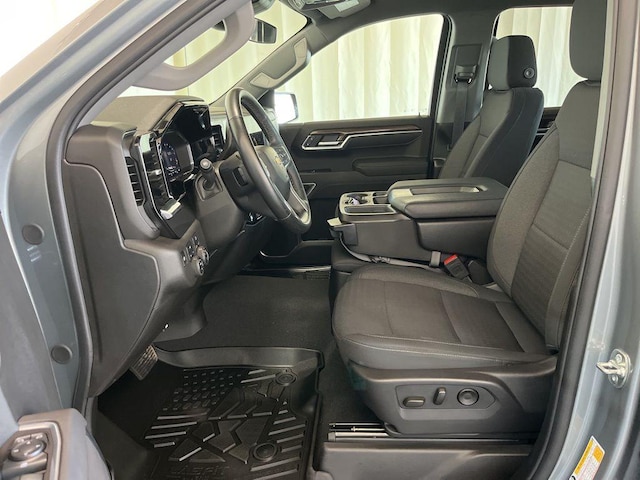 2025 Chevrolet Silverado