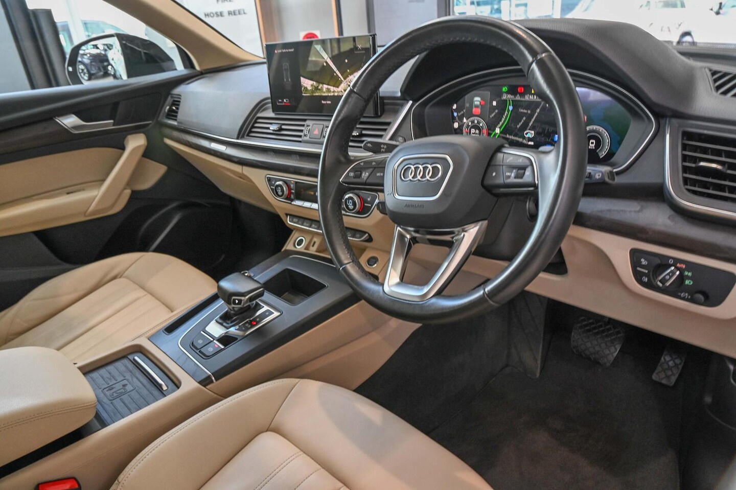 Image about Audi Q5 40 TDI quattro S tronic