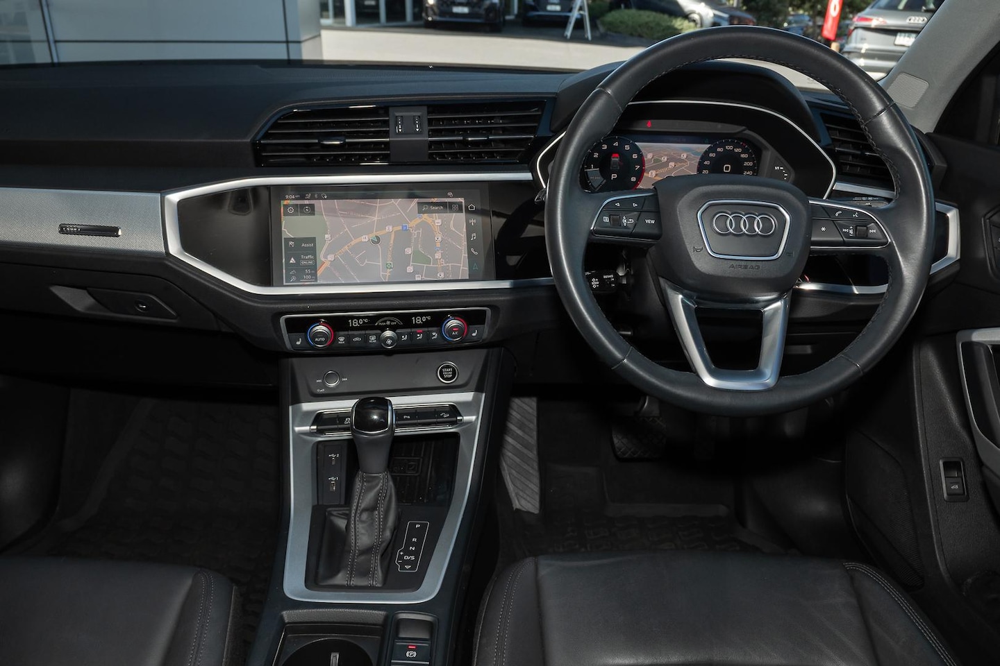 Image about Audi Q3 35 TFSI S tronic