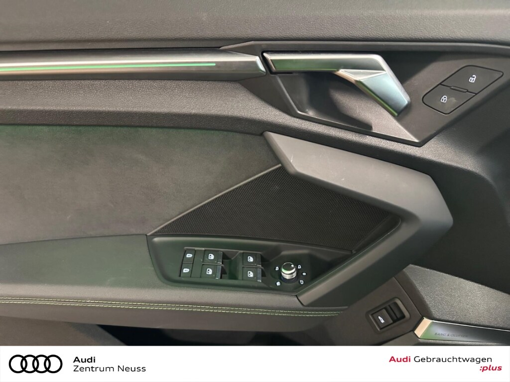 Image about Audi RS 3 Limousine TFSI quattro S tronic