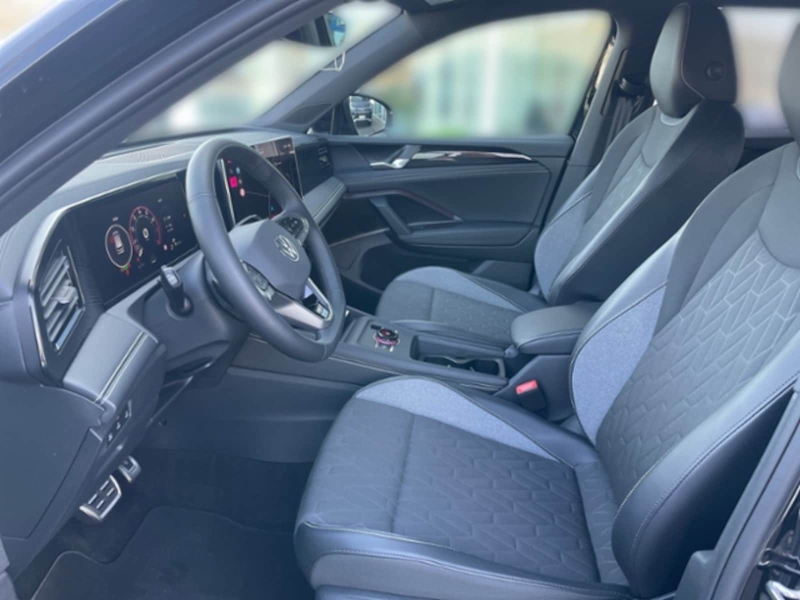 Volkswagen Tiguan – Bild 11