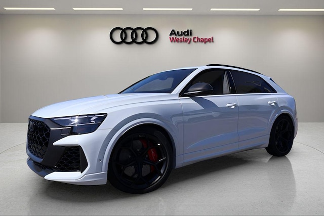 2026 Audi RS Q8 SUV performance