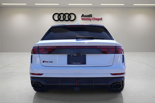 2026 Audi RS Q8 SUV performance