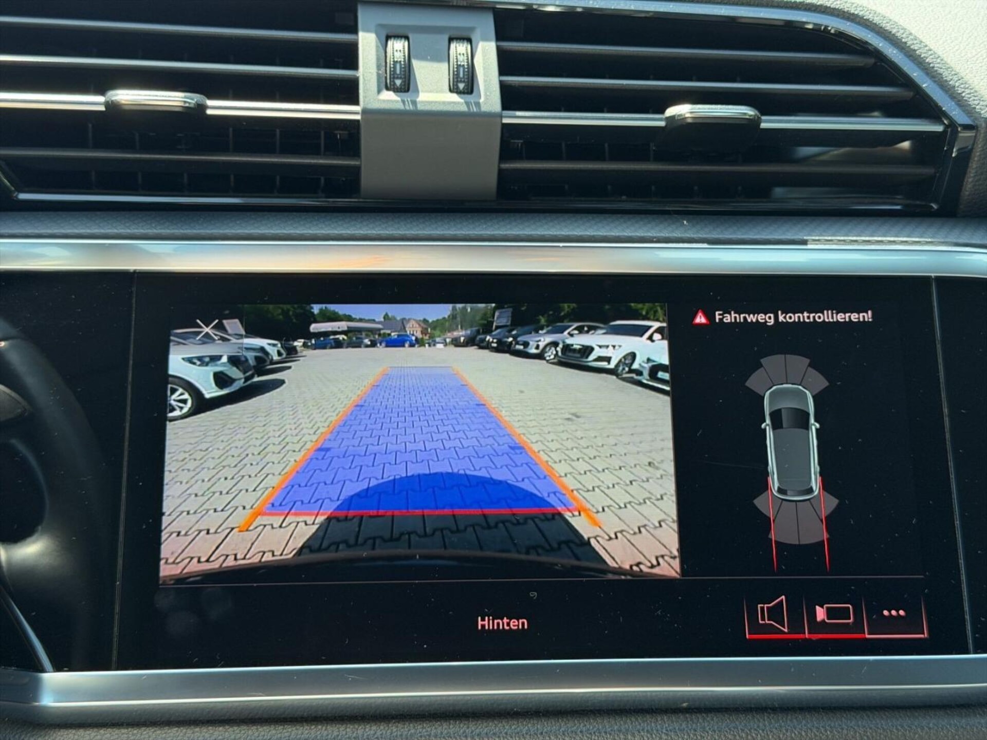 Audi Q3 SUV advanced