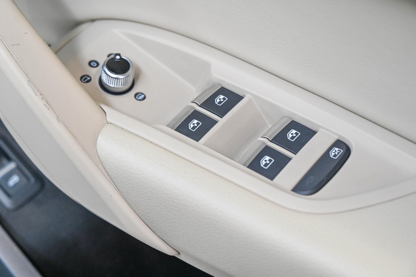 Image about Audi Q5 40 TDI quattro S tronic