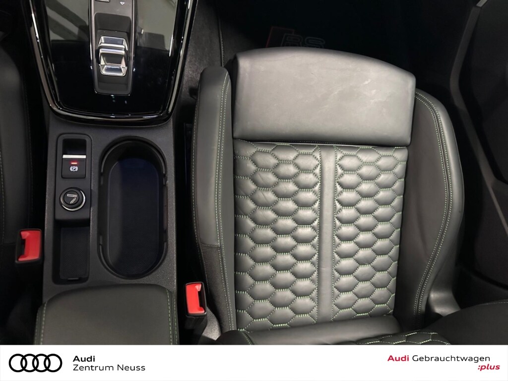 Image about Audi RS 3 Limousine TFSI quattro S tronic