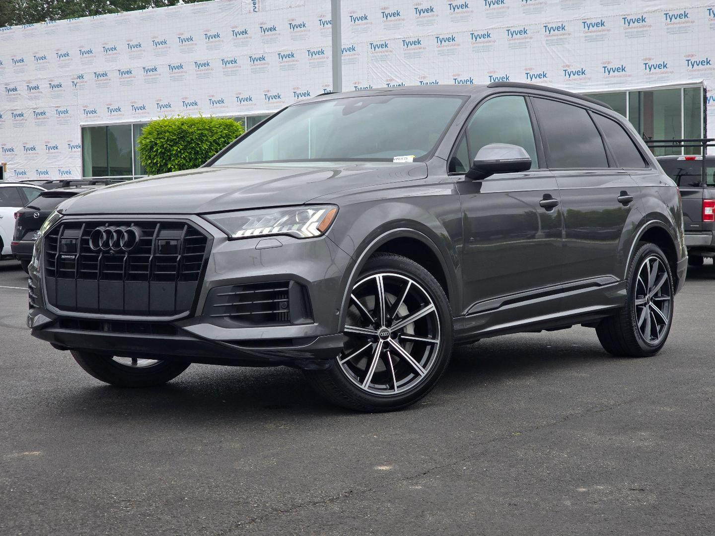 2023 Audi Q7 55 Premium Plus quattro Tiptronic's photo