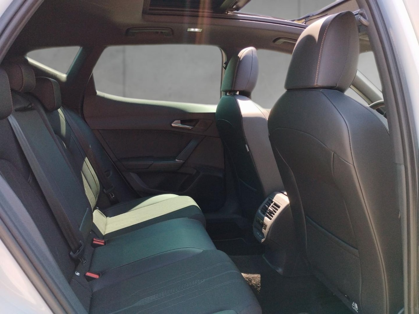 CUPRA Formentor 1.5 TSI DSG 110 kW (150 CV) — photo 6