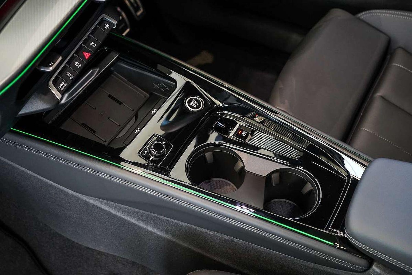 Image about Audi Q3 SUV TFSI quattro 195 kW