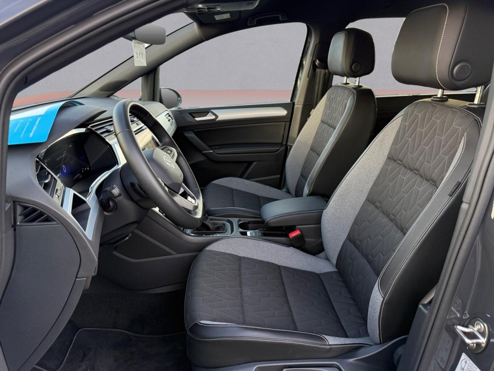 Volkswagen Touran – Bild 9