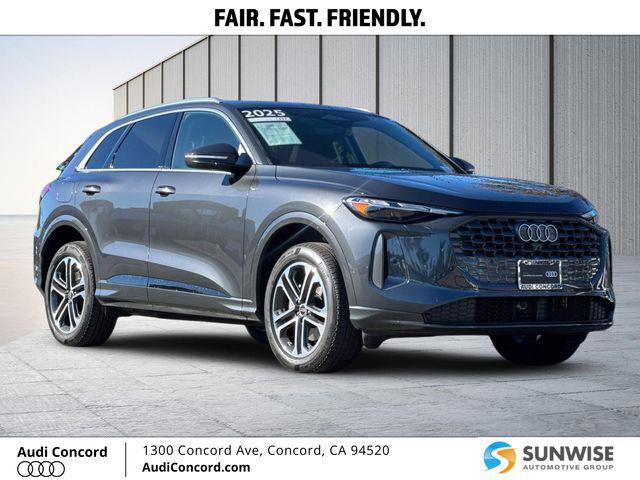 2025 Audi Q5 40 Premium's photo